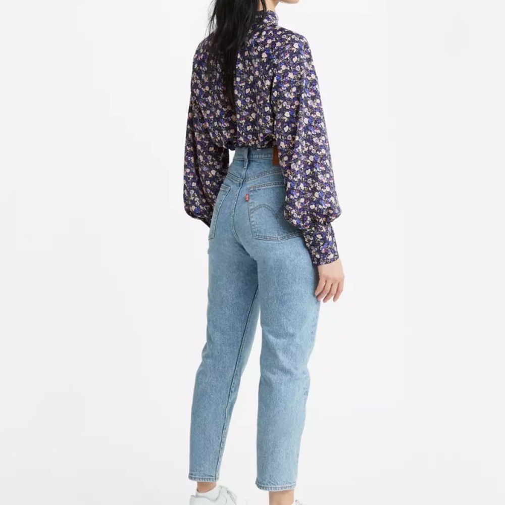 BUNDLE Levi’s 3 pair Wedgie and 501 size 25